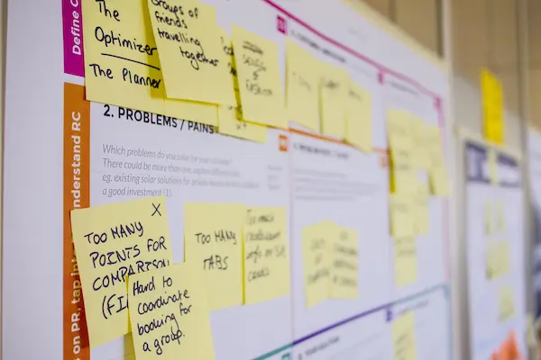 Post its showing Problems and Pains